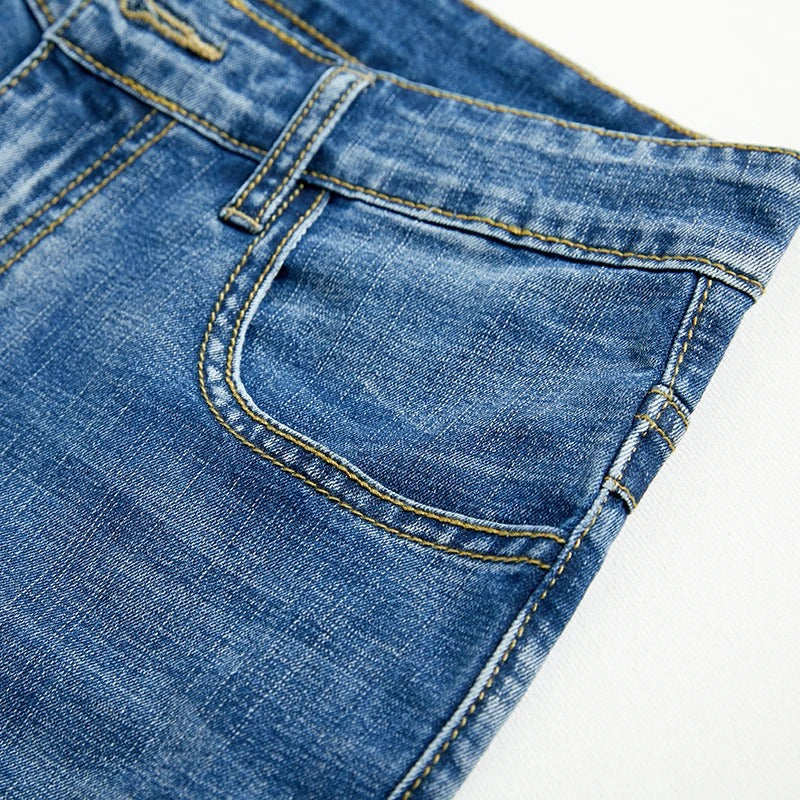 Men's black casual denim shorts, classic fit, perfect for summer comfort and style.