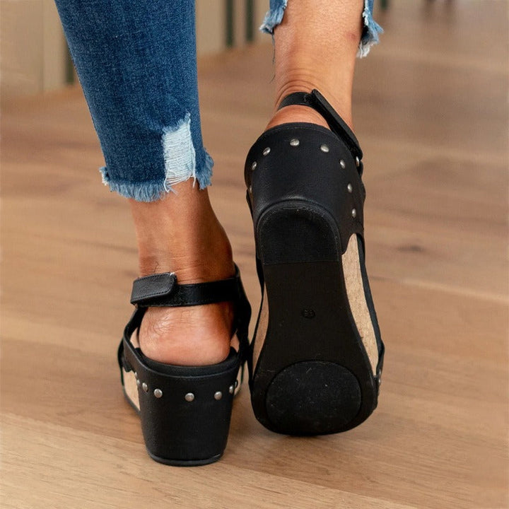 Comfortable elegant women's summer sandals, featuring arch and foot support for all-day wear.