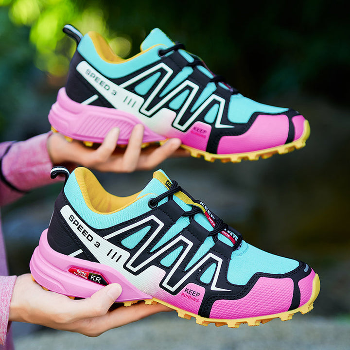 Comfortable women's trail shoes, lightweight and ideal for all hiking activities.