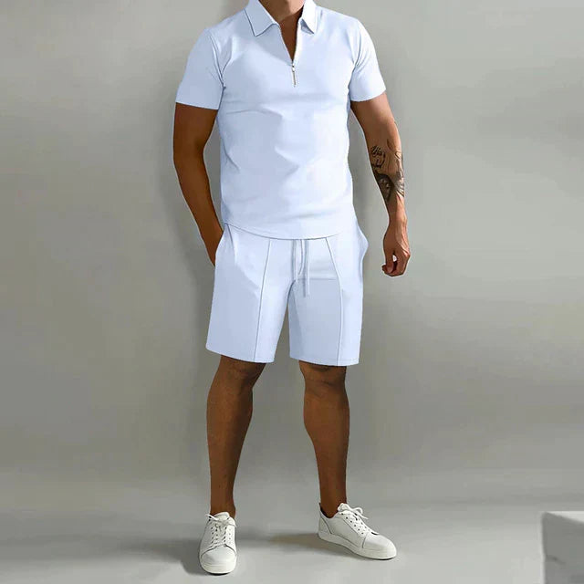 Stylish men's two-piece set: a short-sleeve polo shirt & matching shorts, essential for summer fashion.