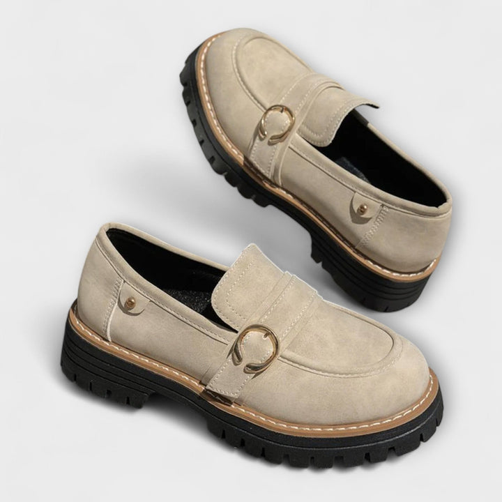 Versatile casual loafers for women, great for smart-casual outfits and daily wear.