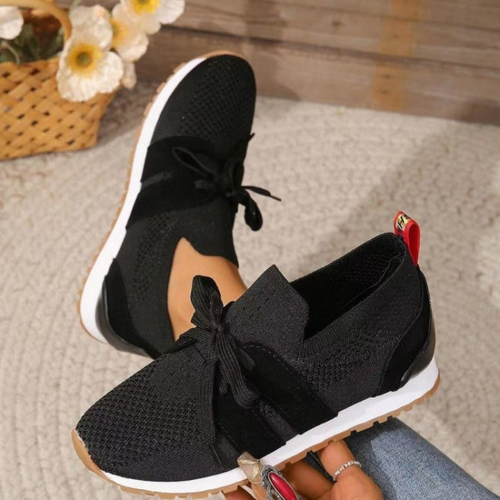 Women's barefoot orthopedic sneakers in a natural comfort design, ideal for daily walking & active lifestyles.