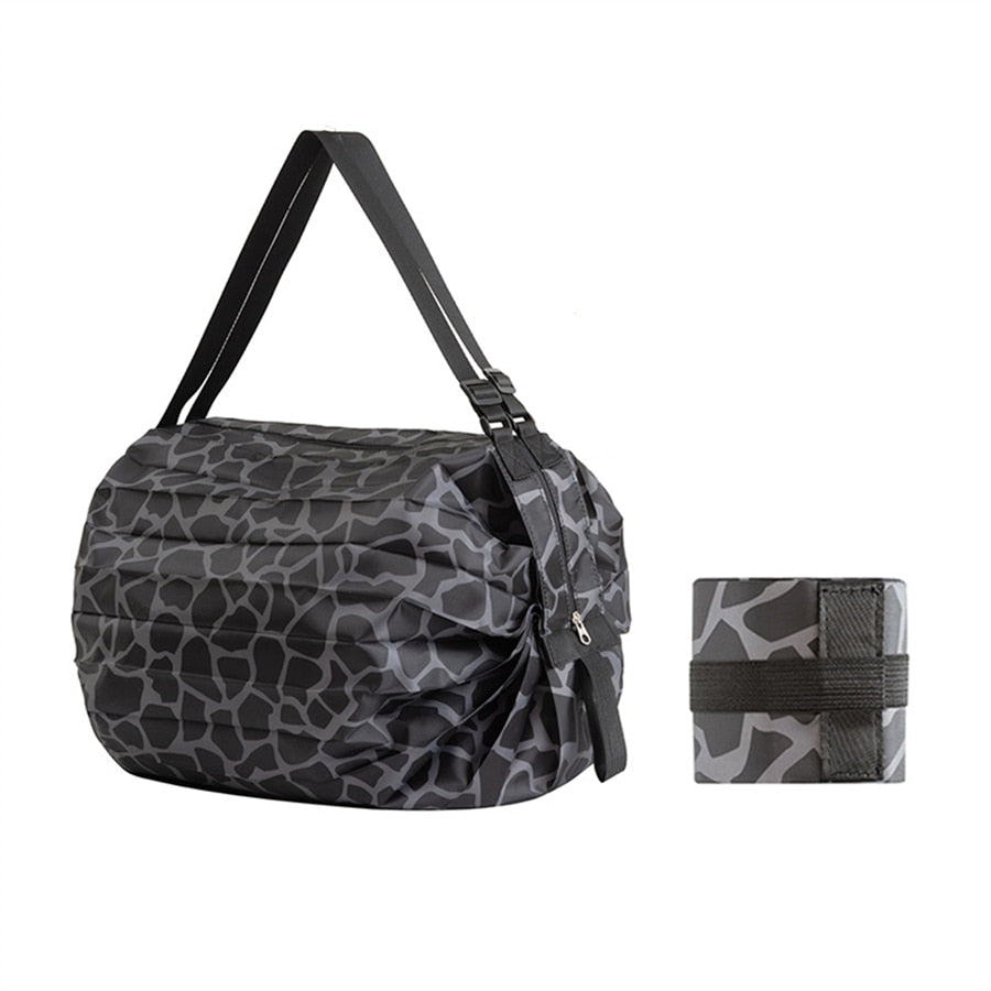 Stylish women's large foldable tote bag, practical for shopping, groceries, travel; durable & compact.