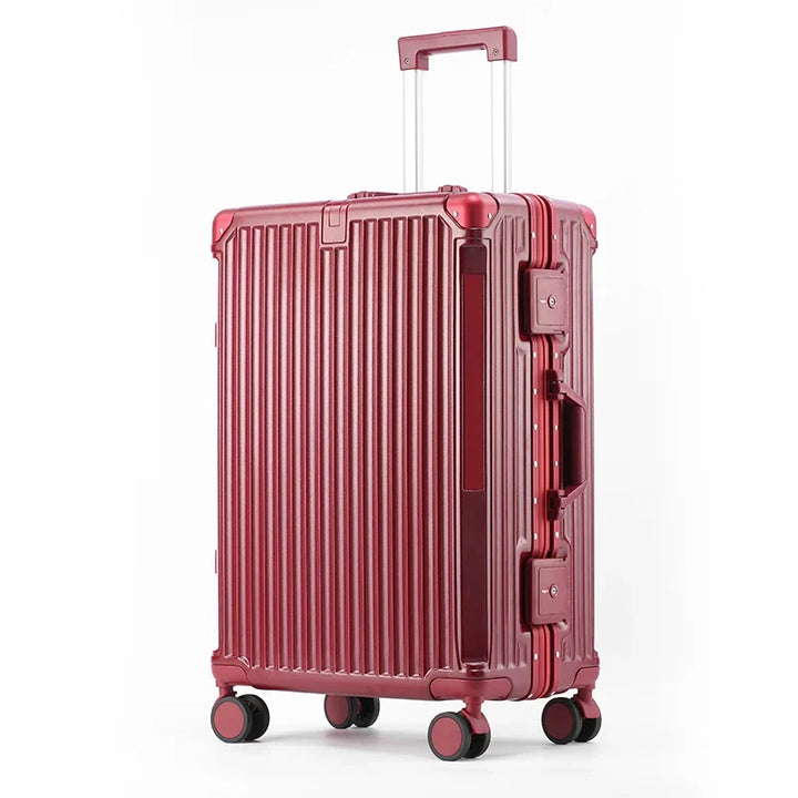 Spacious hardshell travel bag interior for efficient packing, ideal for both cabin luggage and checked baggage.