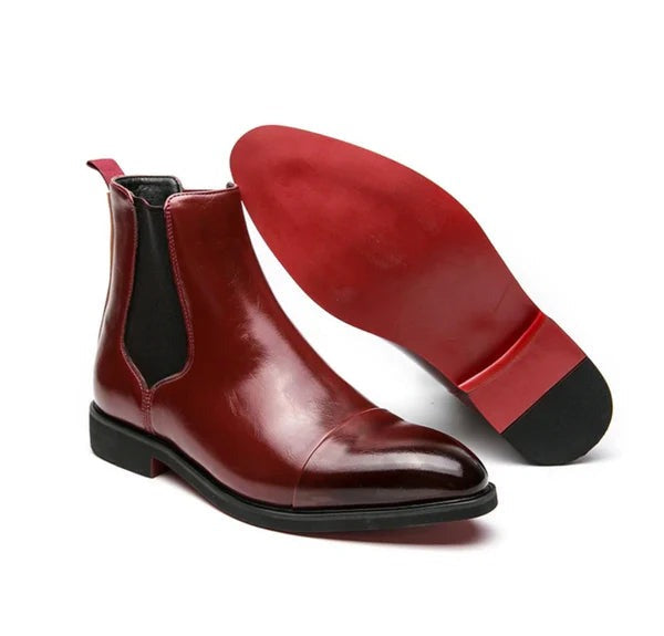 Comfortable men's all-season boots, perfect for durable casual or smart everyday wear. Versatile footwear.