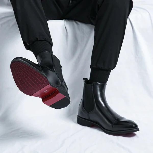 Versatile men's fashion boots, suitable for durable casual outings & smart everyday occasions. Comfortable footwear.