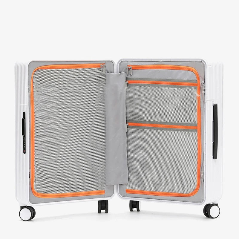 Durable PP hard shell travel suitcase, Dublin model, with smooth 360° spinner wheels.