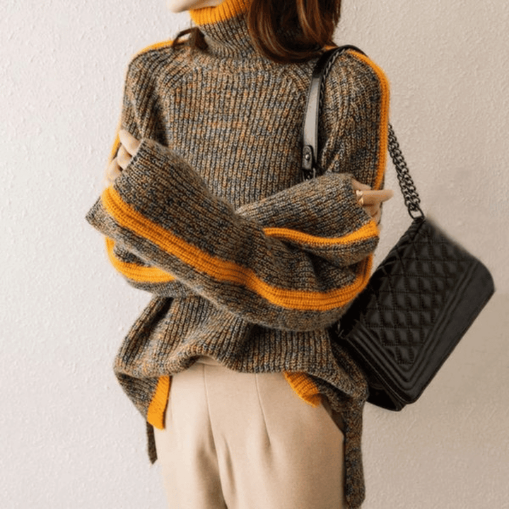 Women's Oversized Knitted Turtleneck Sweater