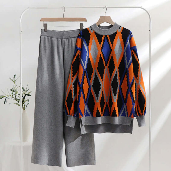 Mosaic Print Two-Piece Set - Women's Cropped Top & Pants