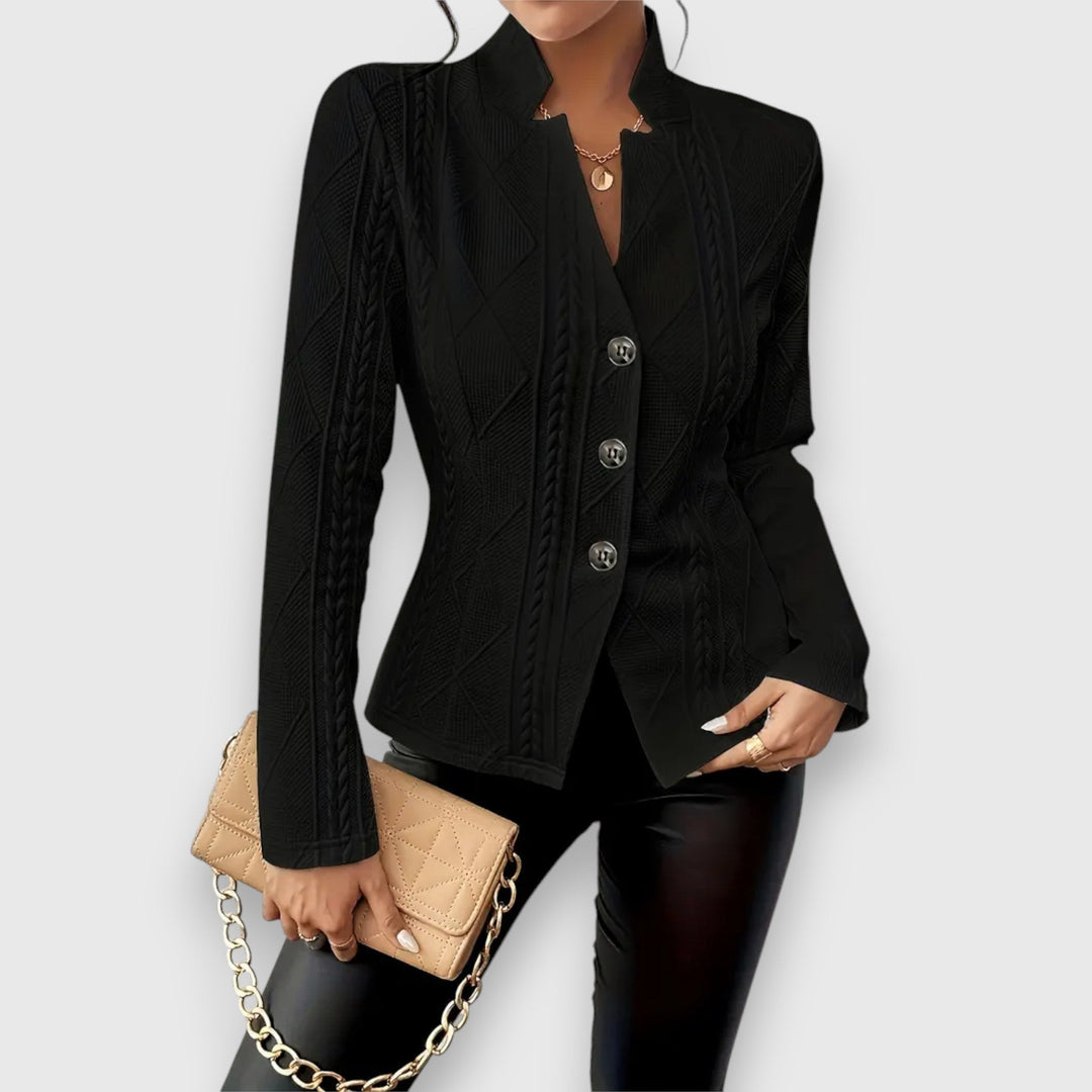 Soft & light women's spring jacket, an effortless layering piece ensuring everyday comfort and style.