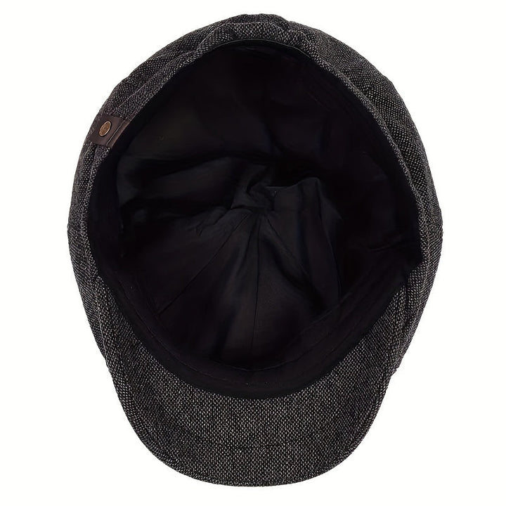Versatile men's retro flat cap, classic herringbone, suitable for vintage fashion.