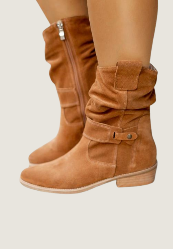Women's Alexis ankle boots: Stylish black leather with orthopedic arch support, perfect for everyday comfort.