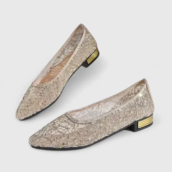 Women's orthopaedic support shoes, designed for ultimate comfort and foot health. Ideal for daily wear.