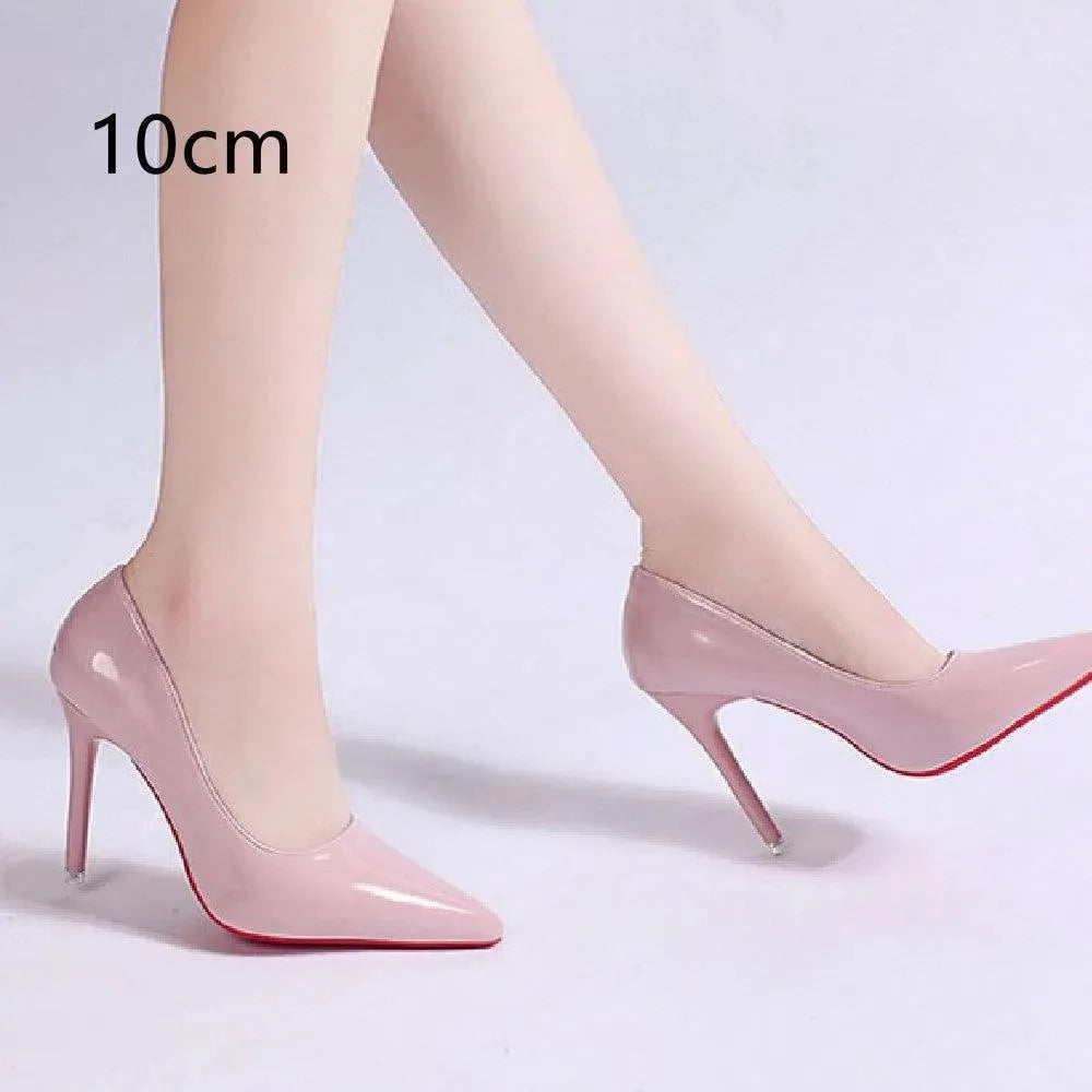 Fashionable high heels for women, classic stiletto pumps offering elegant and chic footwear.