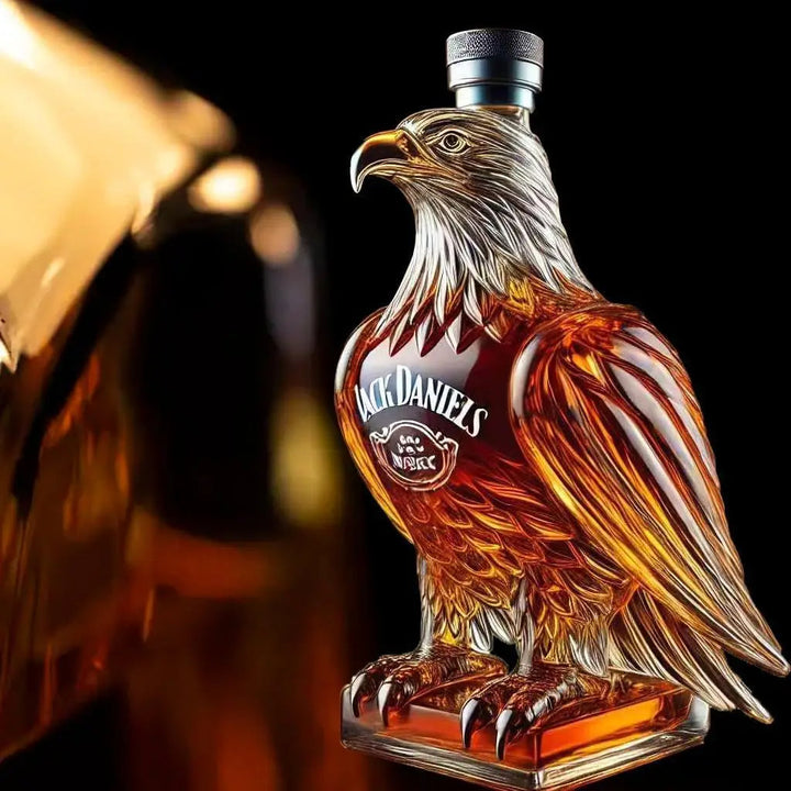 Handcrafted borosilicate glass eagle whisky decanter for premium spirits. A collectible liquor dispenser & barware.