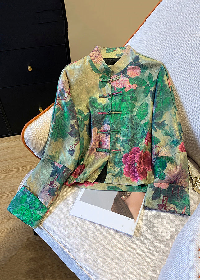 Elegant green women's autumn coat featuring a unique Chinese button print, ideal for ladies' fall fashion.