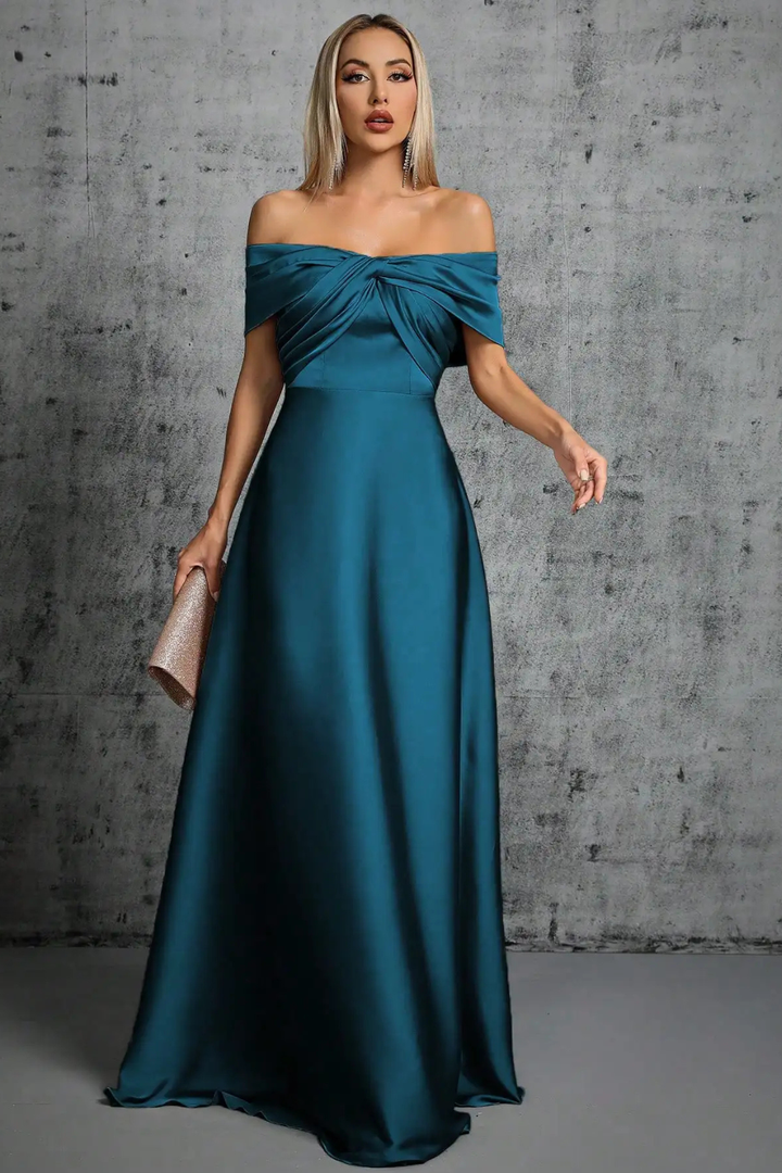 Purple elegant off-shoulder maxi gown, a stunning pleated dress for formal evenings.