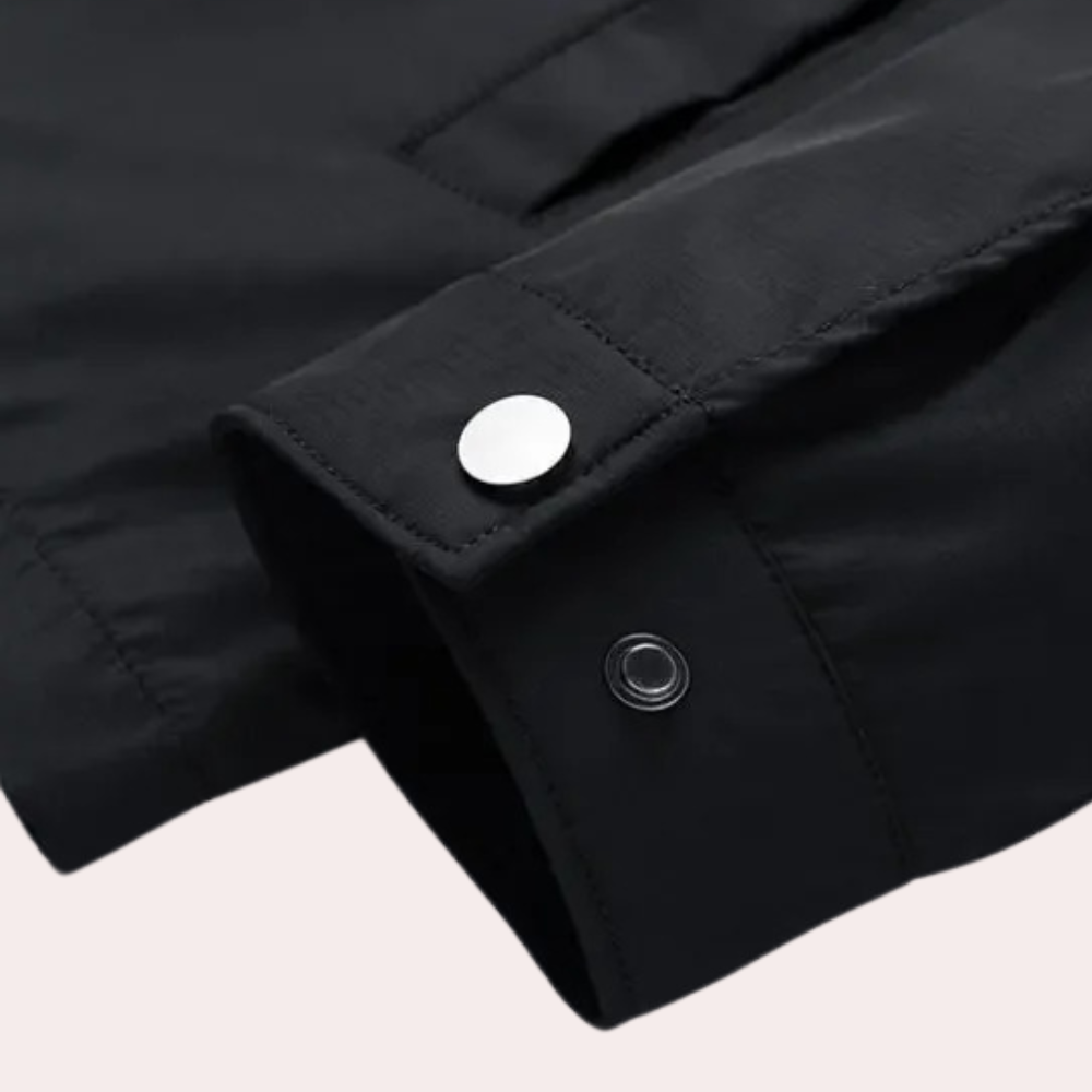 Blue men's lightweight spring jacket. Versatile outerwear, ideal for transitional weather & casual fashion.