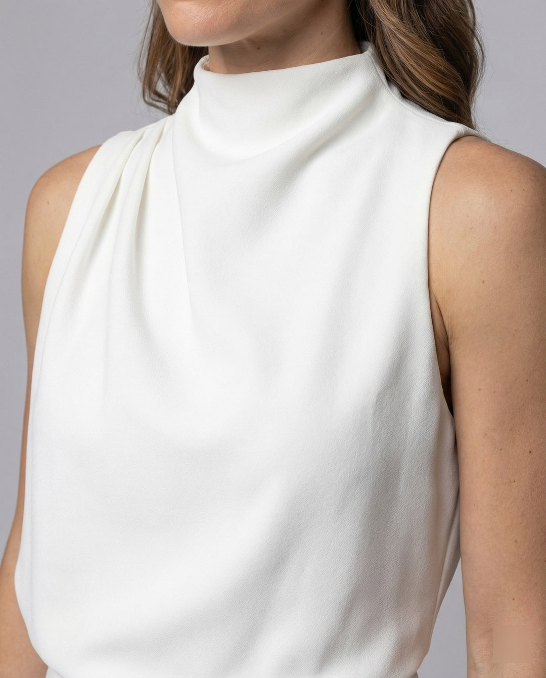 Chic tailored jumpsuit for women, ideal party outfit, offering sophisticated fashion.