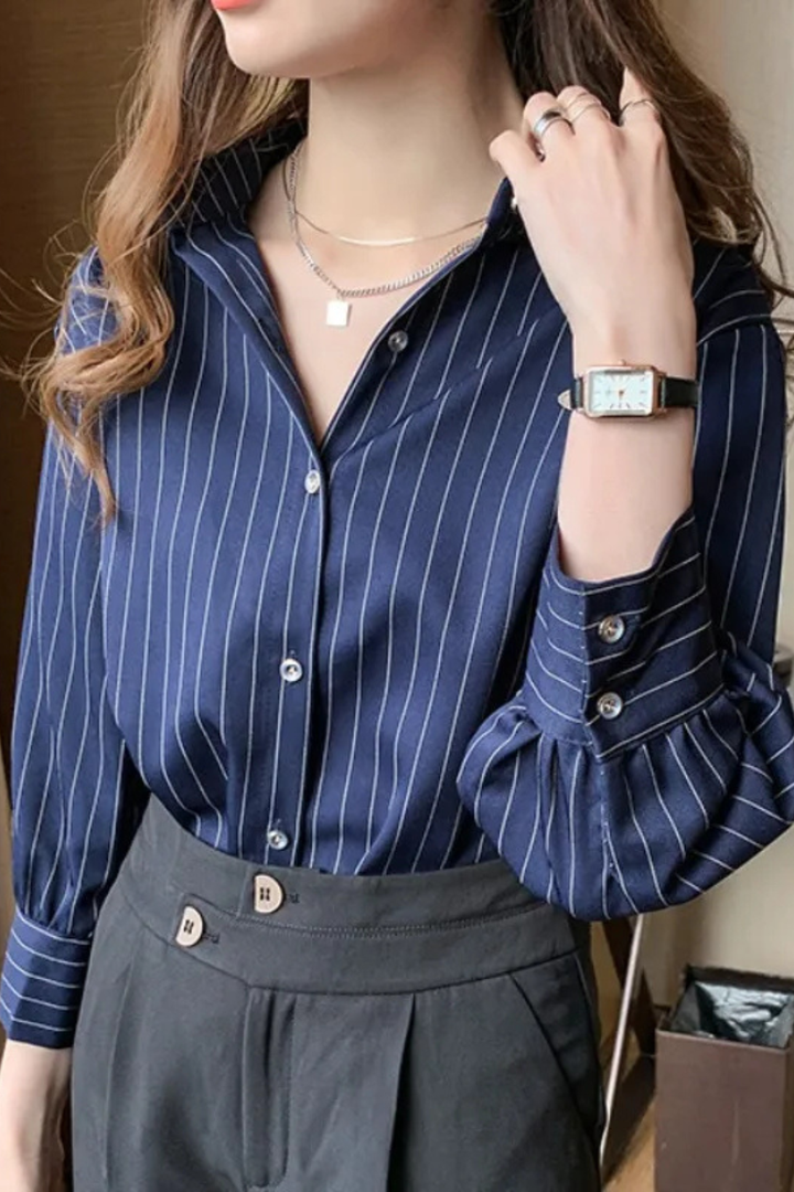 Women's chic striped button-down shirt, long sleeves & turn-down collar, classic office wear or smart casual look.