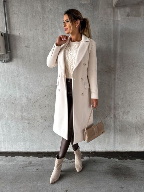 Chic women's double-breasted winter jacket, a stylish coat for elegant daily wear.