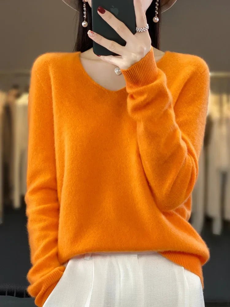 Stylish women's knit pullover, a cozy and elegant top for winter fashion.