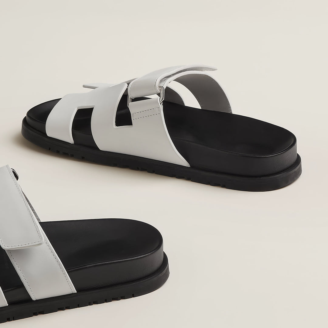 Women's comfortable leather strap sandals, chic design, perfect for daily elegant wear.