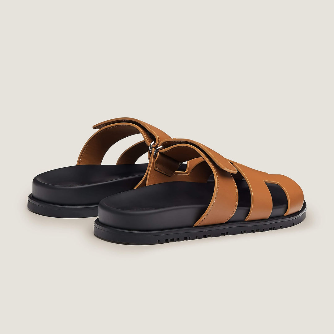 Adjustable women's strap sandals, elegant leather for all-day comfortable summer wear.