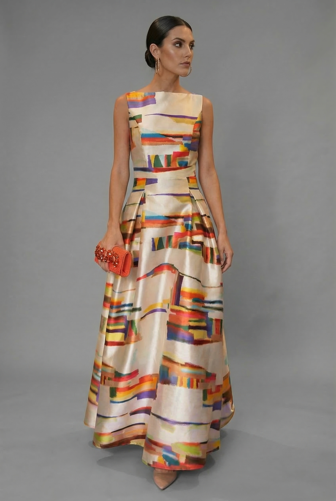 Stylish women's formal evening gown. Sleeveless multicolour maxi dress, ideal for special occasions.