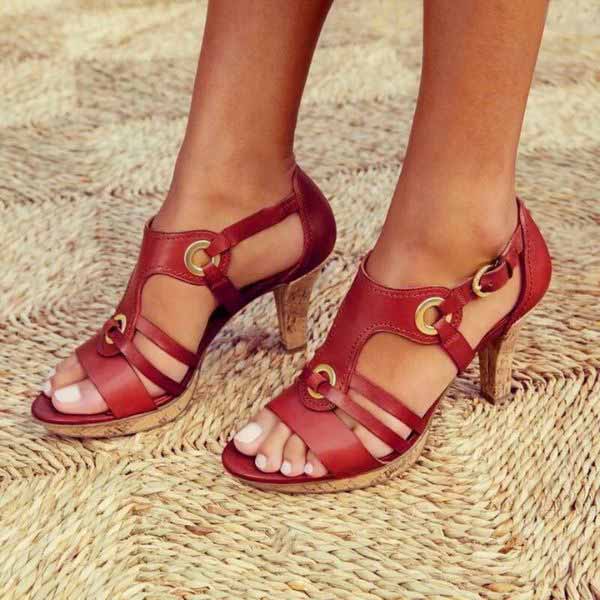 Stylish women's footwear: elegant open toe chunky heel sandals, ideal for versatile fashion and comfort.