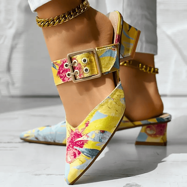 Stylish women's high heels with a chic design. Elegant party & occasion footwear, perfect for fashion and comfort.