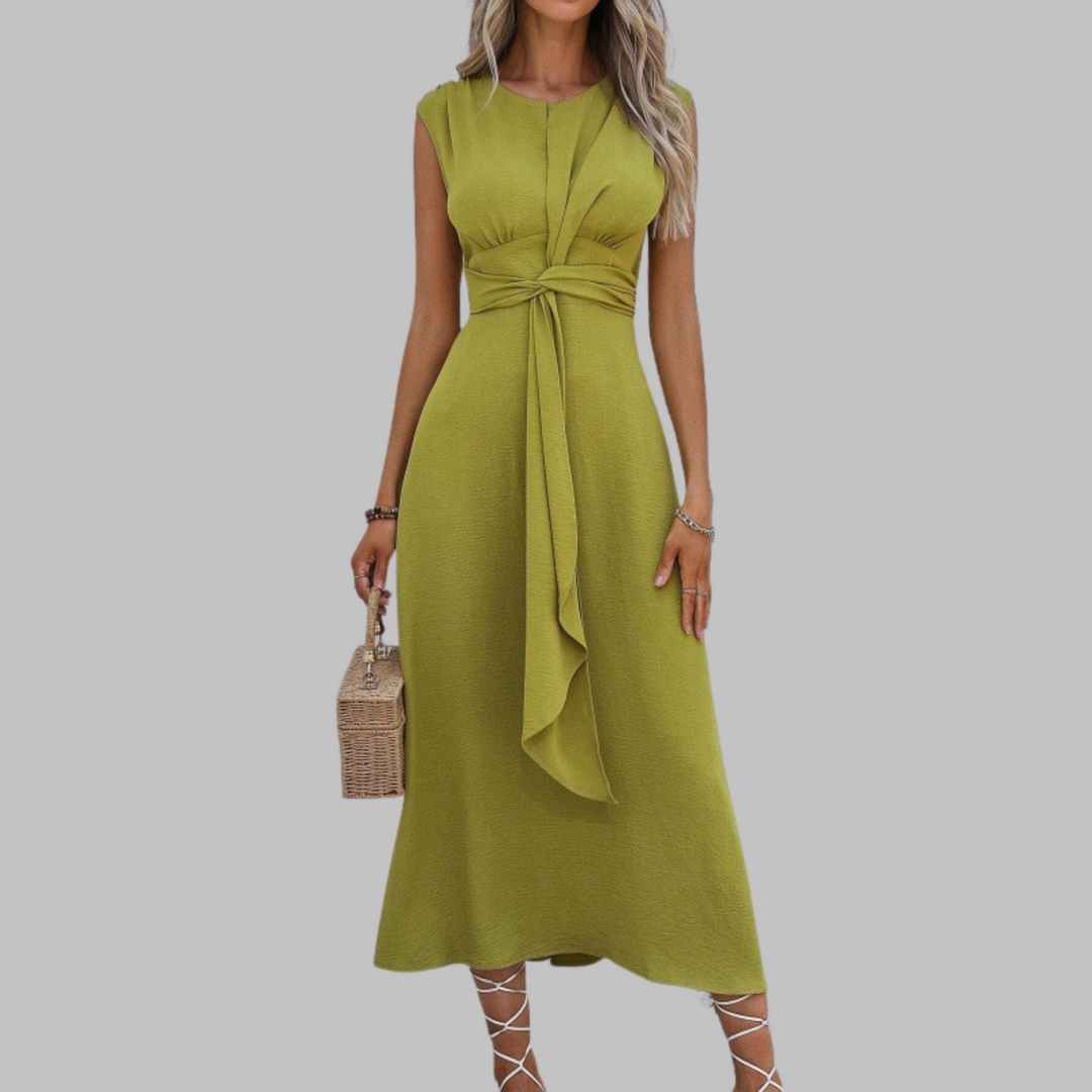 Sophisticated women's sleeveless maxi dress with round neck, designed for elegant casual or evening fashion.