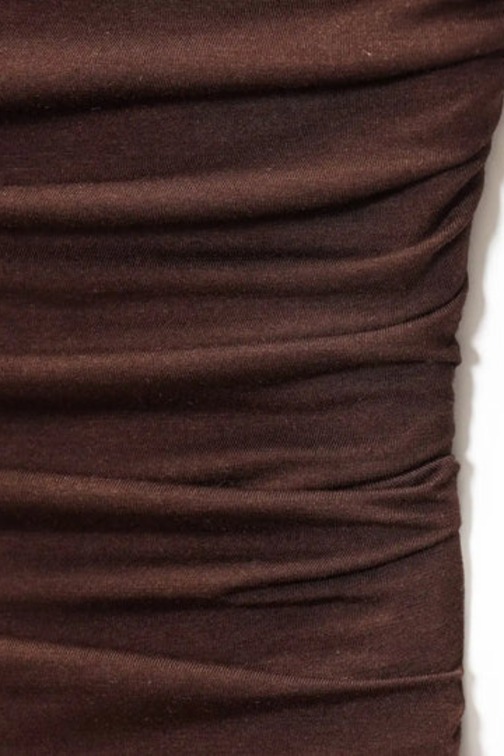 Maxi-length brown strapless pleated dress for women, an elegant and comfortable choice for parties.