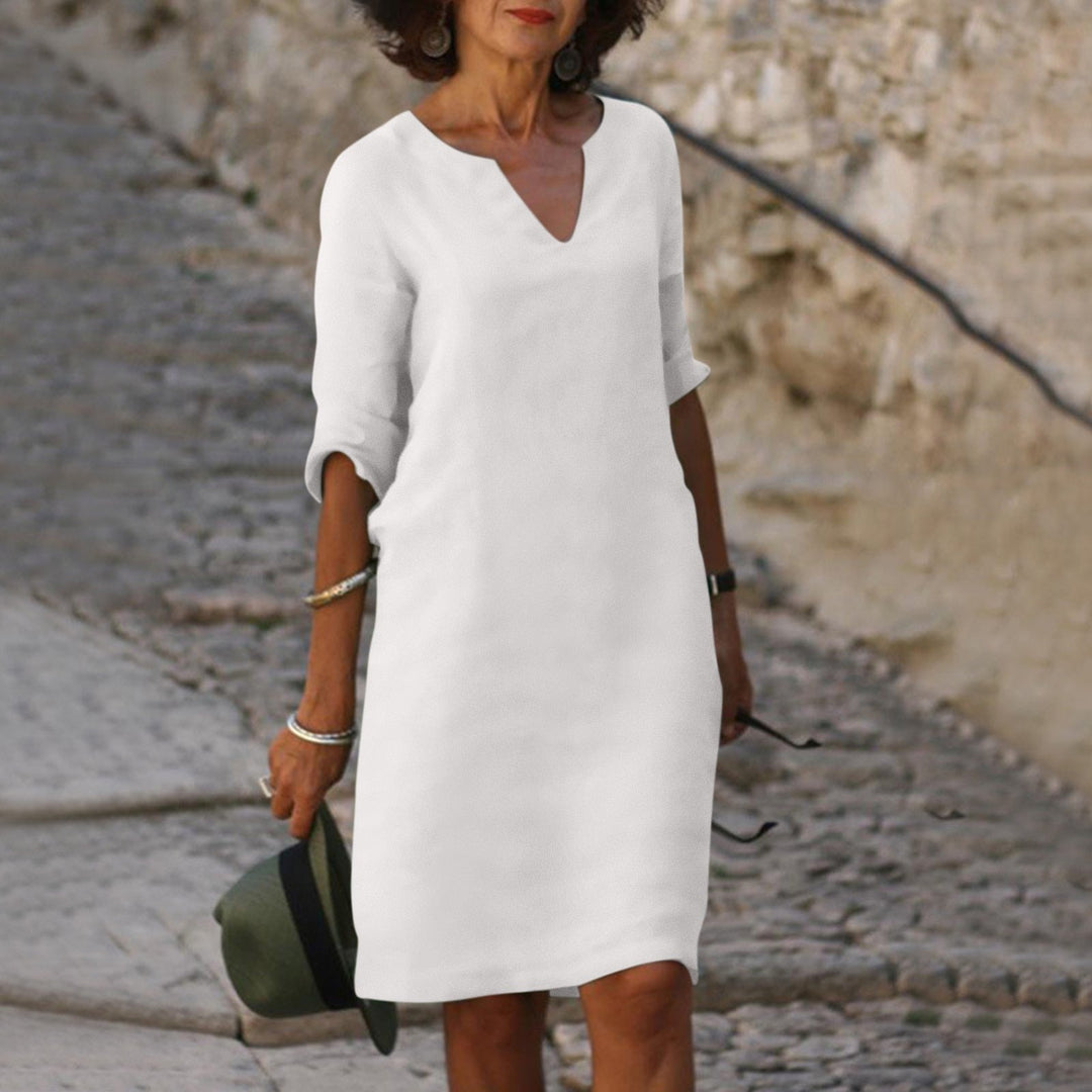 Comfortable women's midi dress, perfect for an elegant summer look and everyday chic.