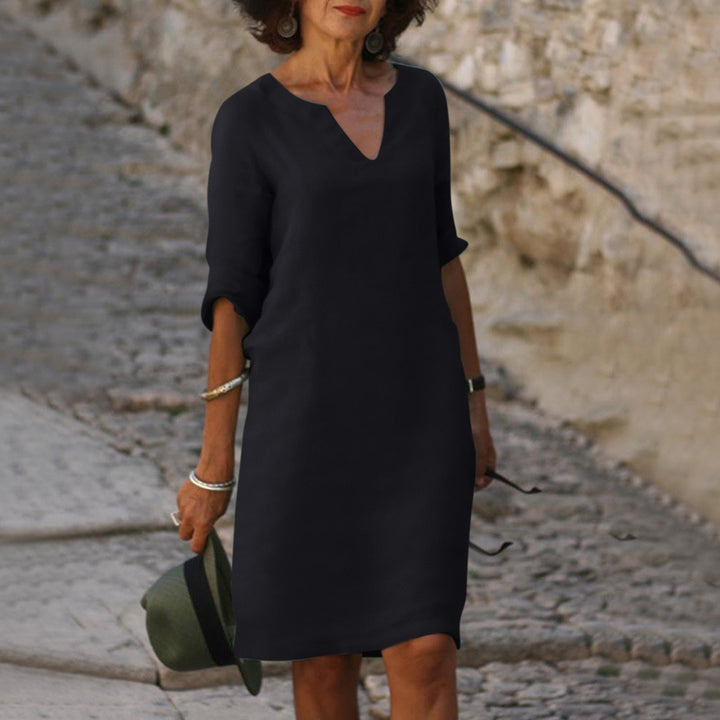 Lightweight summer dress for women, offering a comfortable and chic everyday look.