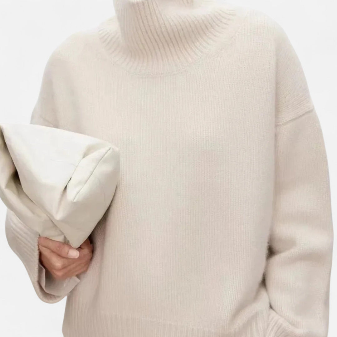 Timeless women's turtleneck sweater, elegant and cozy knitwear perfect for versatile winter fashion.