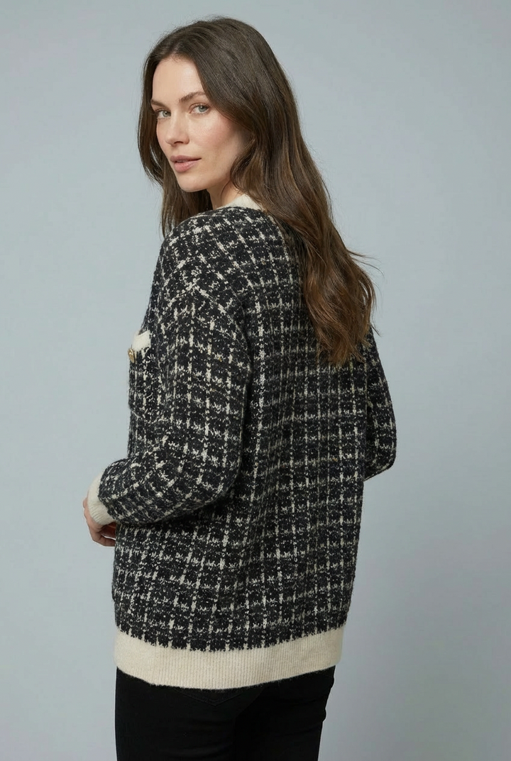 Cozy & versatile women's tweed-style knit cardigan, offering elegant comfort for autumn and winter layering.