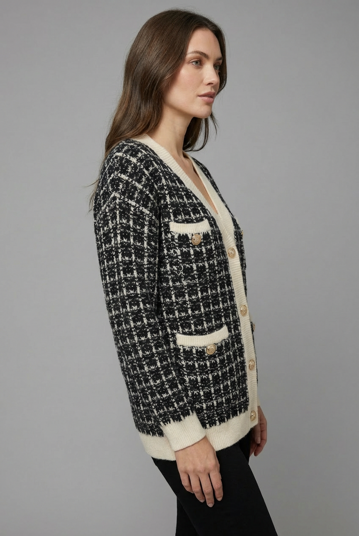 Stylish V-neck knit cardigan for women, in elegant tweed-style, a perfect piece for chic autumn/winter fashion.