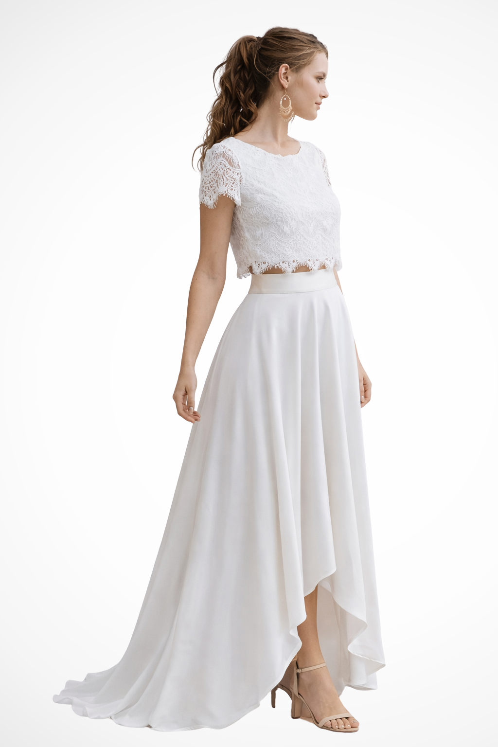 Stylish women's two-piece evening wear set, featuring a long maxi skirt, perfect for formal occasions.