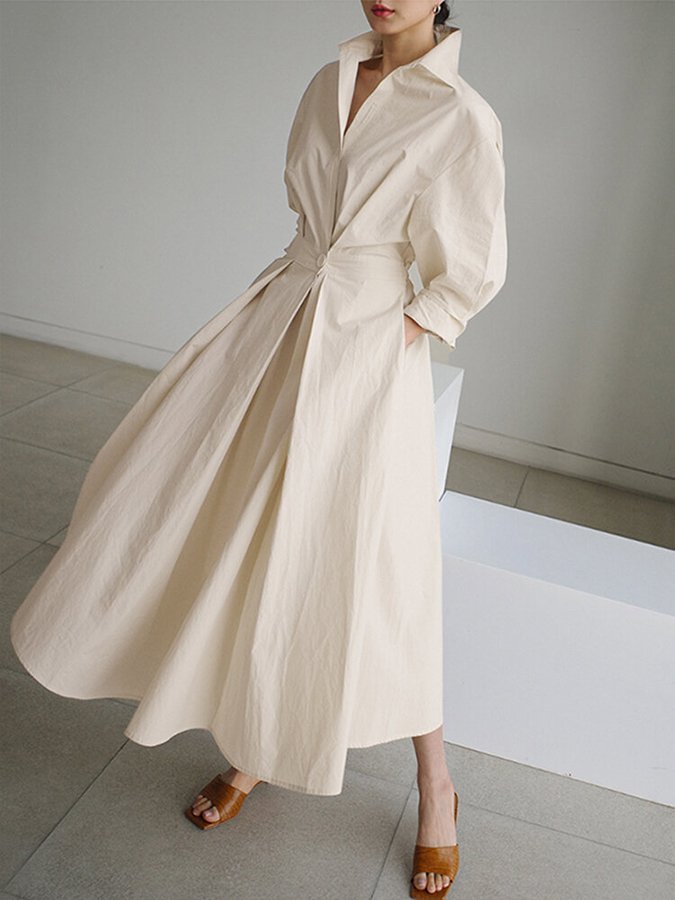 Elegant women's maxi dress with a flowy silhouette, showcasing a lightweight fabric, perfect for versatile elegance.