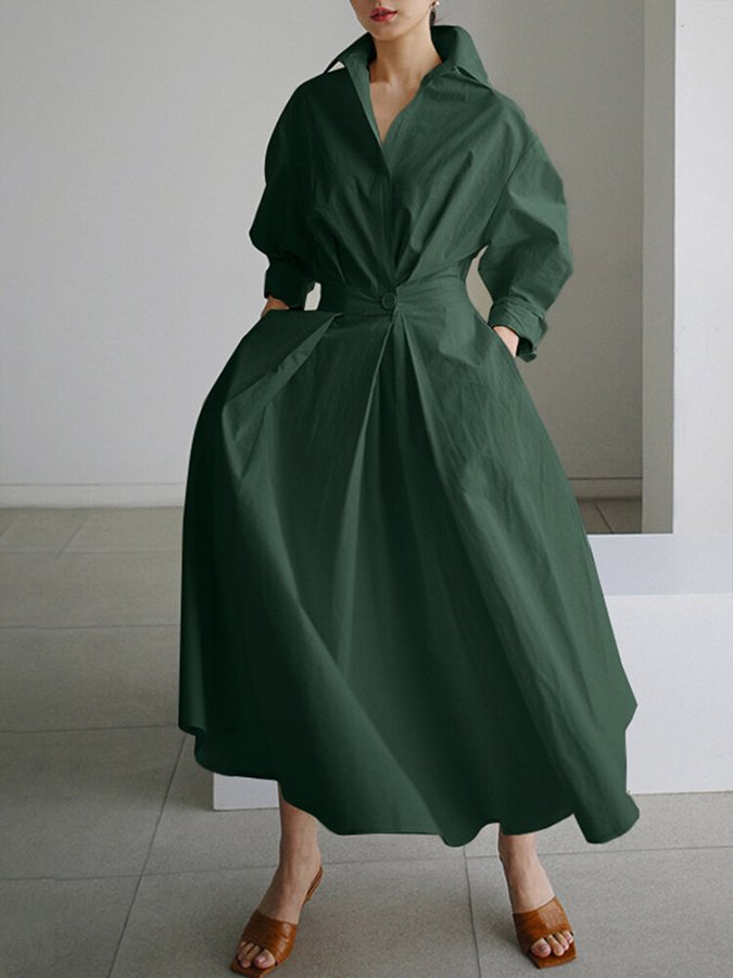 Elegant women's maxi dress with a flowy silhouette, showcasing a lightweight fabric, perfect for versatile elegance.