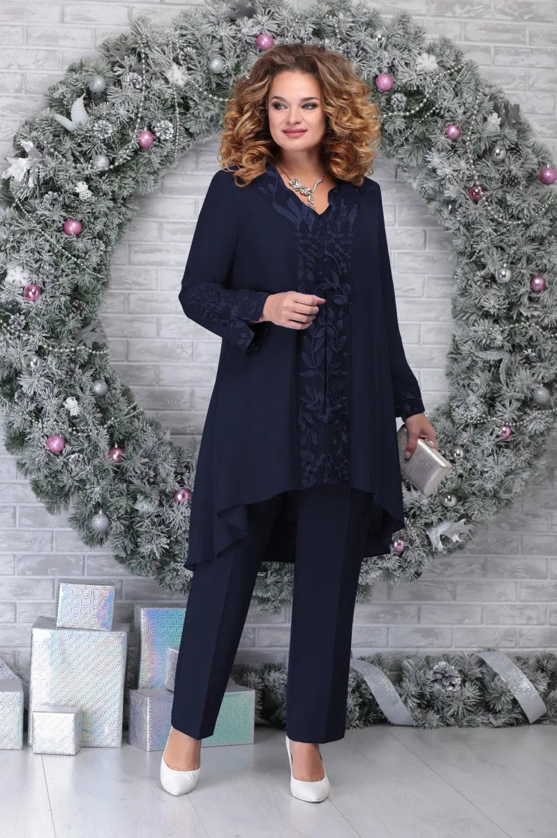 Comfortable & stylish plus size women's 3 piece suit set. Perfect for versatile formal & special occasion wear.