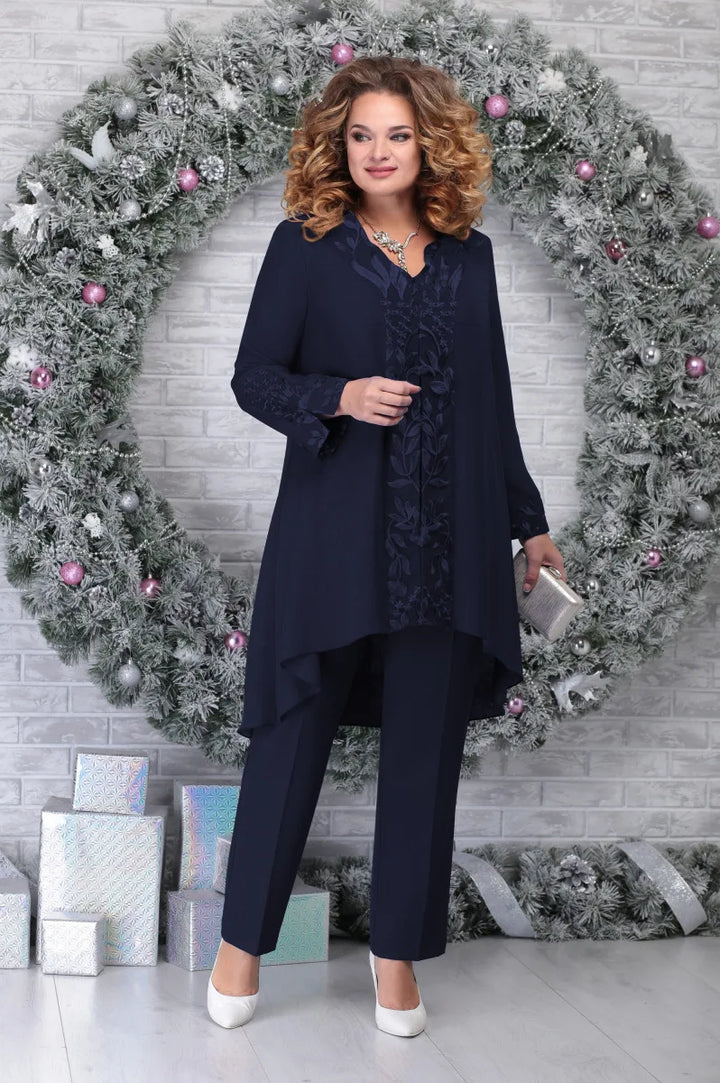 Comfortable & stylish plus size women's 3 piece suit set. Perfect for versatile formal & special occasion wear.