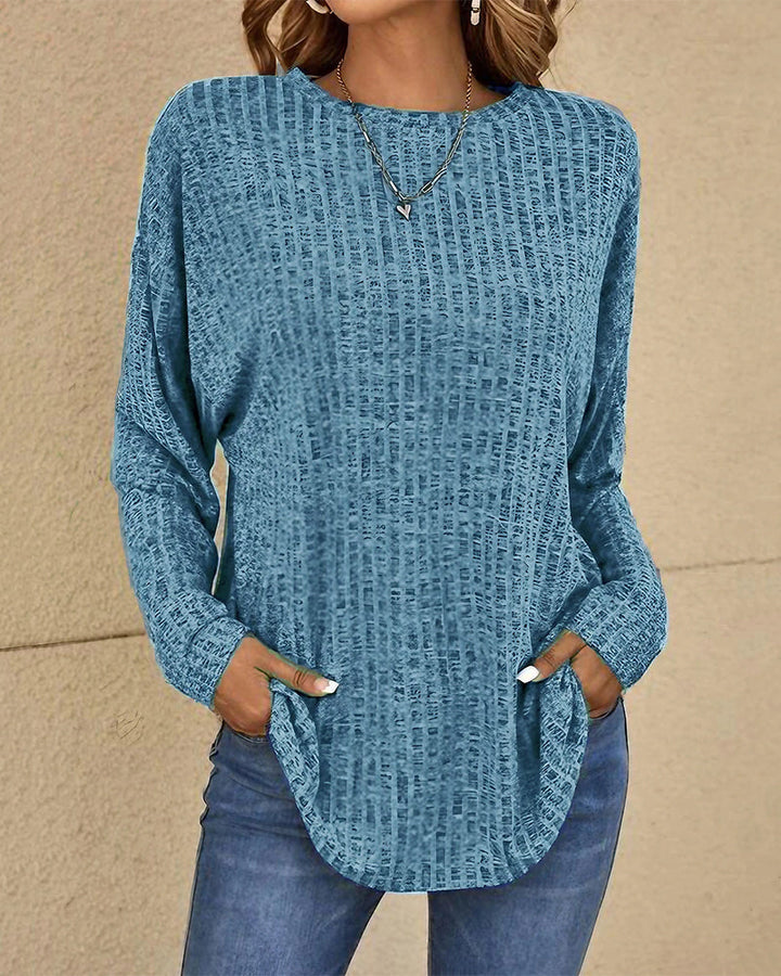Women's regular fit crew neck long sleeve jumper, perfect for casual, comfortable everyday wear. Solid color pullover.