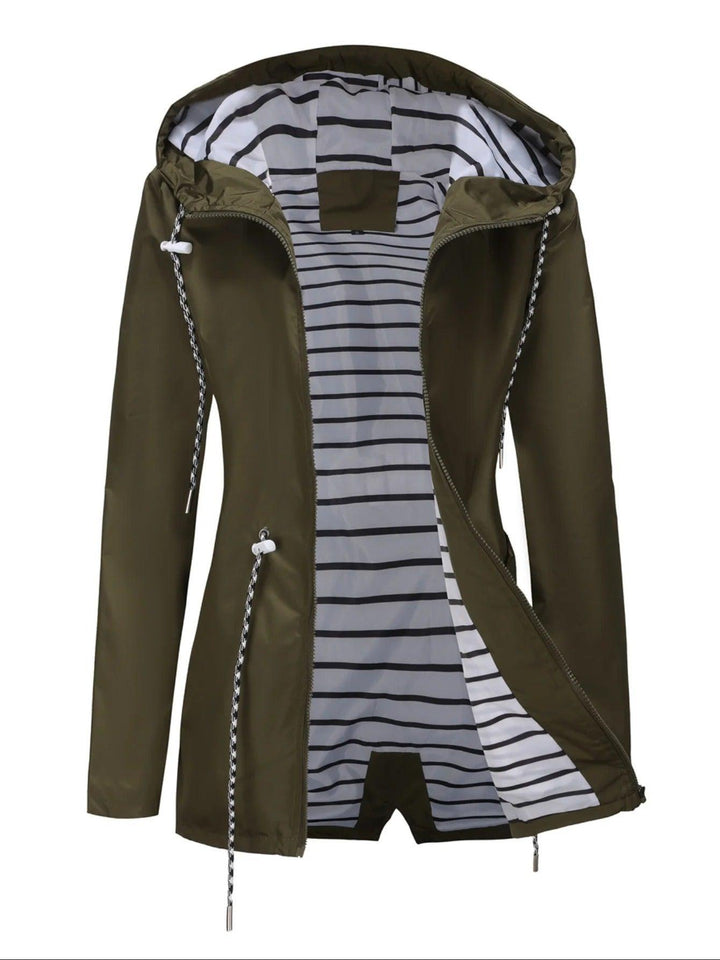 Women's chic summer rain jacket, featuring a weather-resistant design. Optimal stylish protection for warm, wet days.