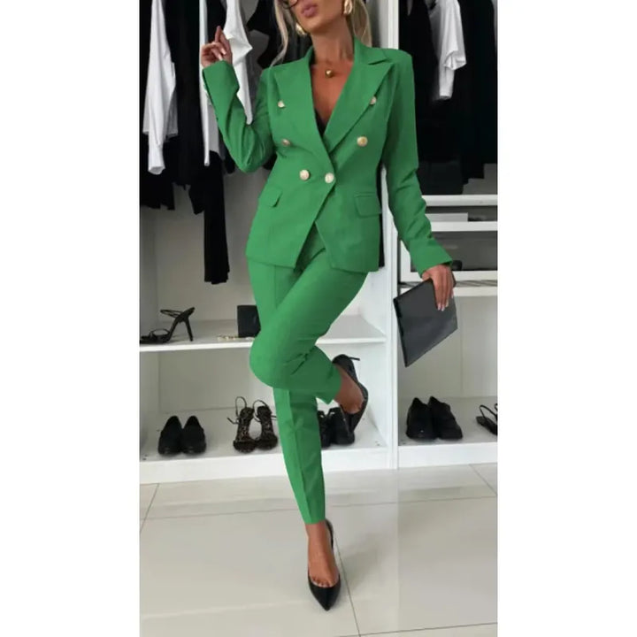 High-quality women's formal suit set, designed for comfort & professional elegance.
