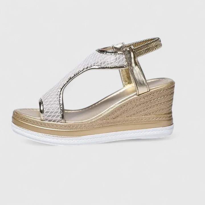 Chic women's walking sandals, orthopedic arch support, ideal for pain relief & good posture.
