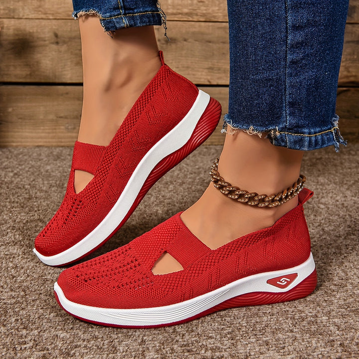 Women's orthopedic walking shoes for metatarsalgia relief & superior arch support. Comfortable footwear.