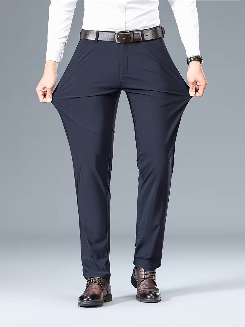 Comfortable men's stretch fabric trousers in a classic tailored fit. Ideal for versatile everyday & office wear.
