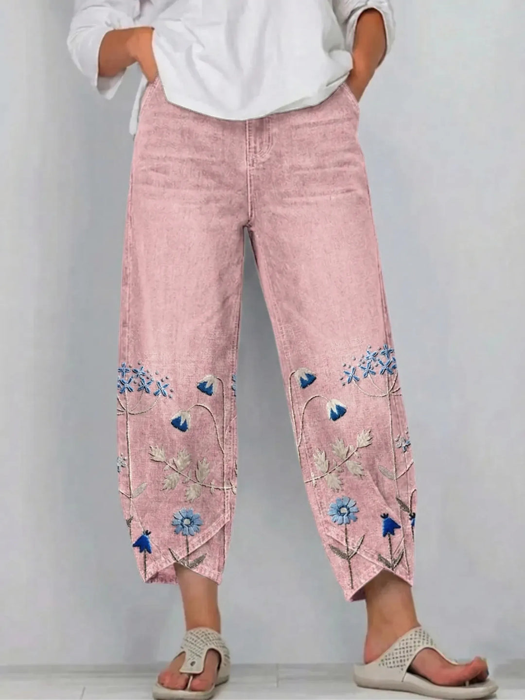 Comfortable women's boho floral print trousers, perfect for casual summer fashion.